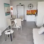 Gabriel Apartment *